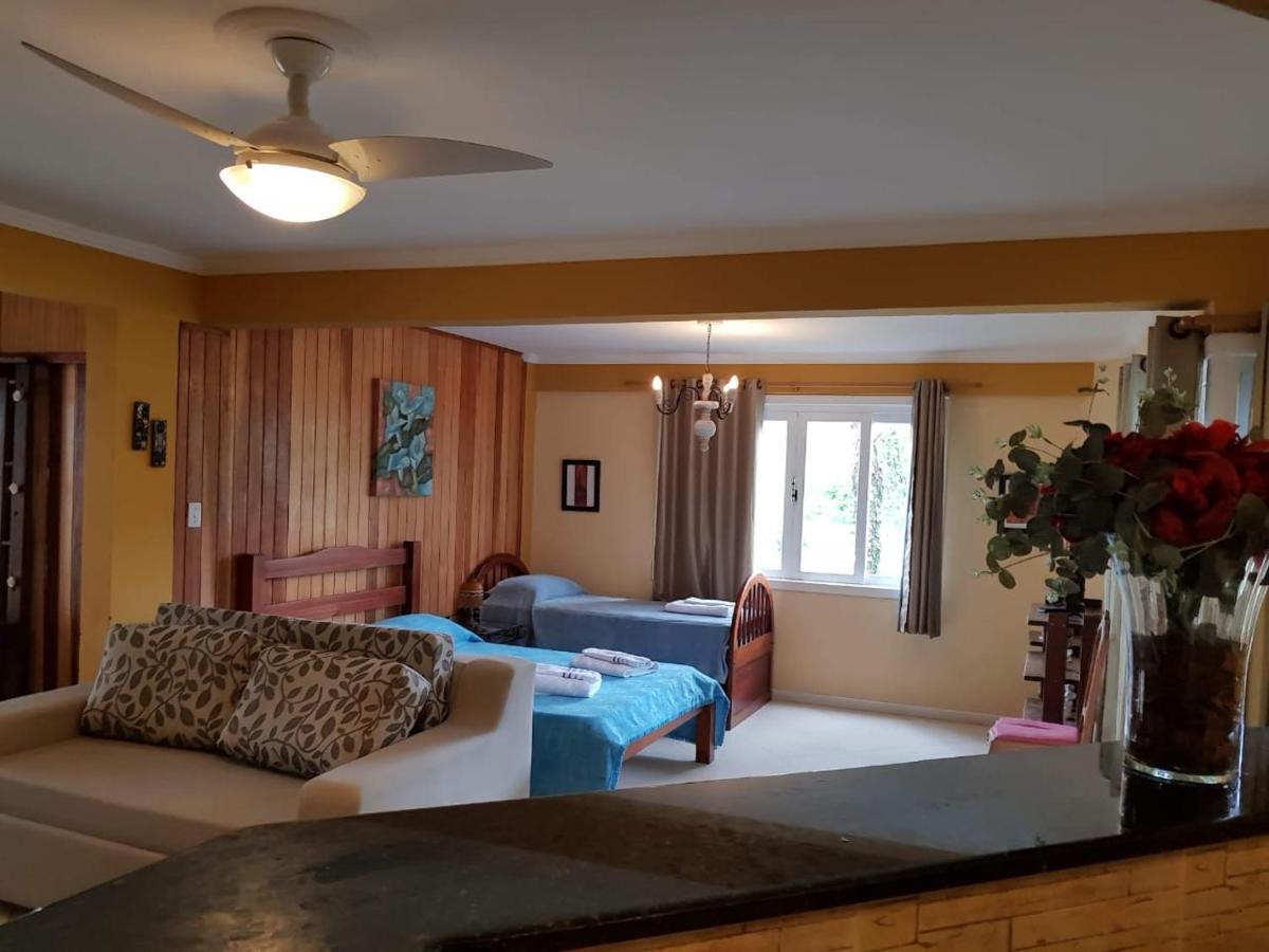 Flat para família com wifi grátis e vista das montanhas Conservatória Esterno foto